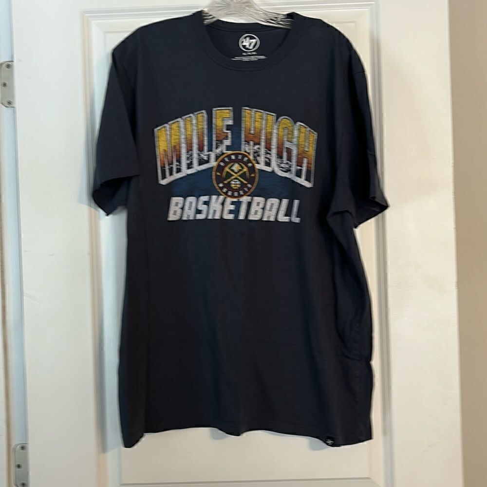 🌟 Denver Nuggets Basketball T-shirt